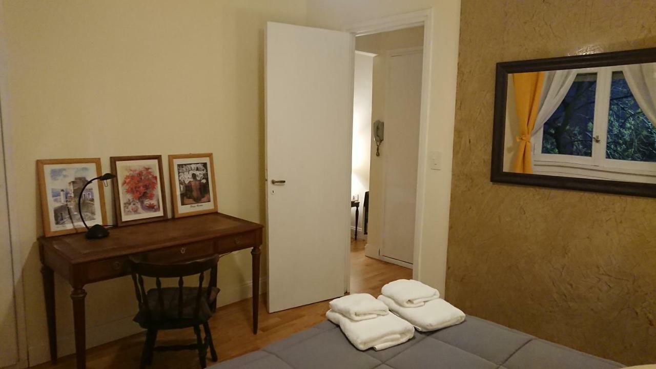 Excelente Departamento Con Balcon A La Calle Sobre Avenida Buenos Aires Exterior foto